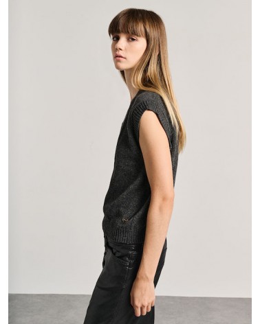 Staff Yara sleeveless knit 63-206.054